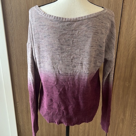 American Eagle Women’s Purple Ombré Long Sleeve Sweater Sz S - Picture 3 of 6